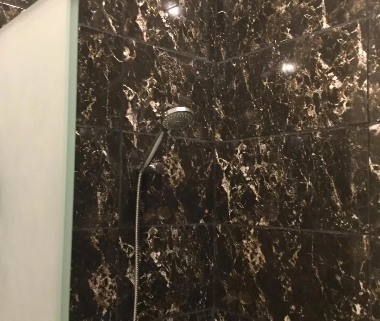 Alzahra Rooms&Apartments 메디나 0*,  사우디 아라비아