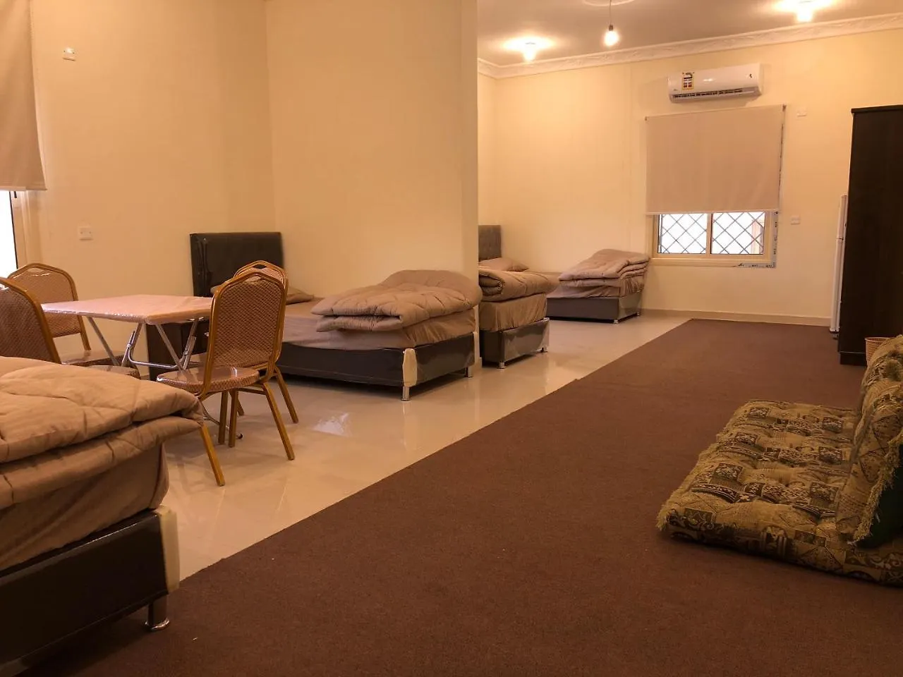 게스트하우스 Alzahra Rooms&Apartments 메디나 사우디 아라비아